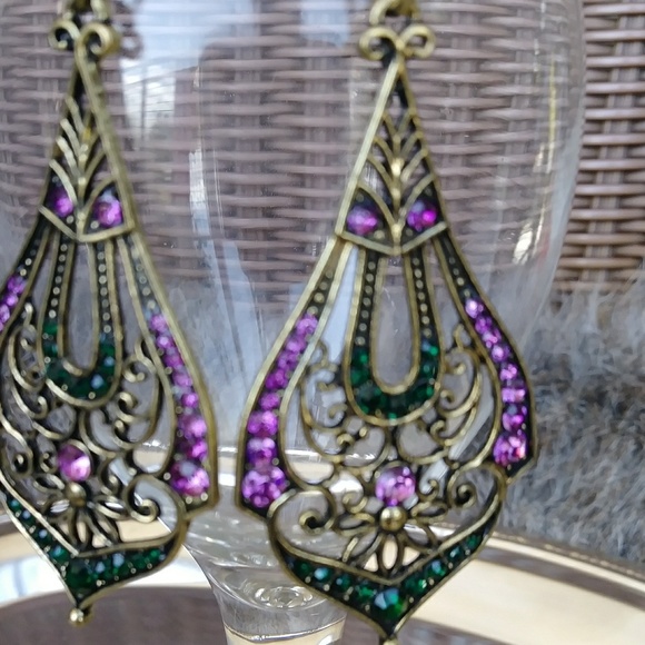 🌟NWOT🌟Statement Earrings - Picture 4 of 8